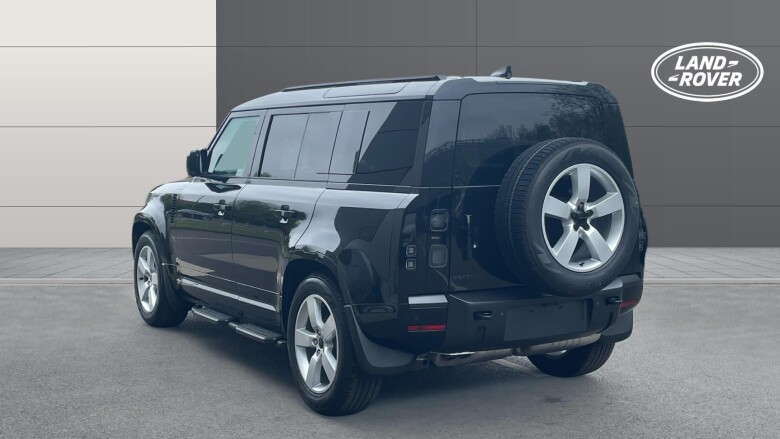 Land Rover Defender 3.0 D250 X-Dynamic SE 110 5dr Auto Diesel Estate